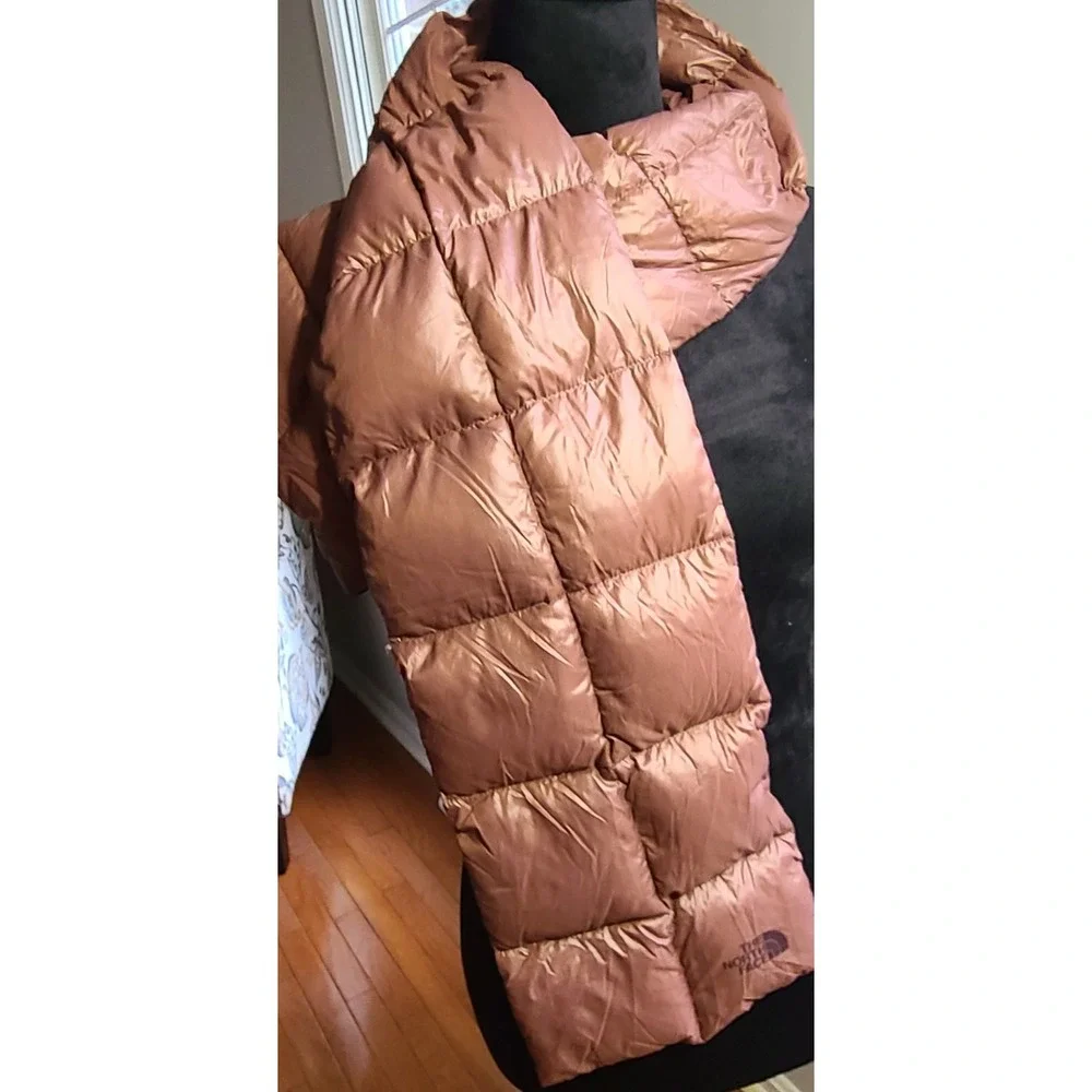The North Face City Voyager Scarf Down Marron Brown One Size